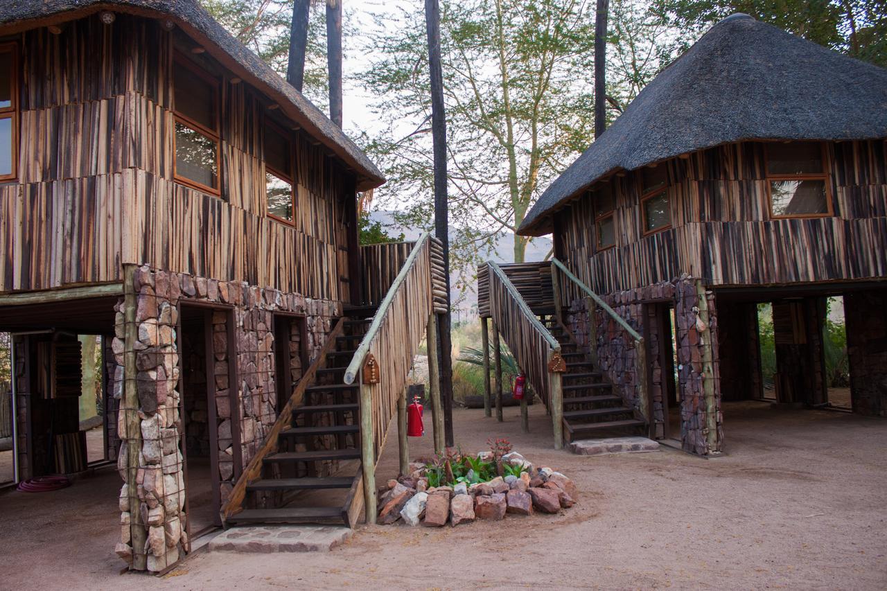Epupa Falls Lodge Ngoại thất bức ảnh