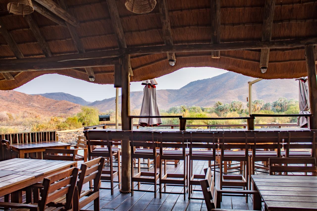 Epupa Falls Lodge Ngoại thất bức ảnh