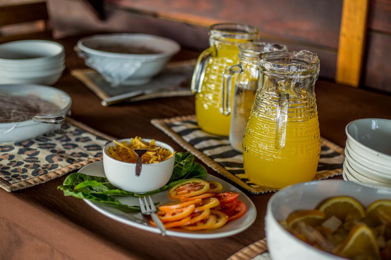 Epupa Falls Lodge Ngoại thất bức ảnh